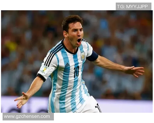 三位被低估的足球天才球员背后的故事与成就解析 三位被低估的足球天才球员背后的故事与成就解析