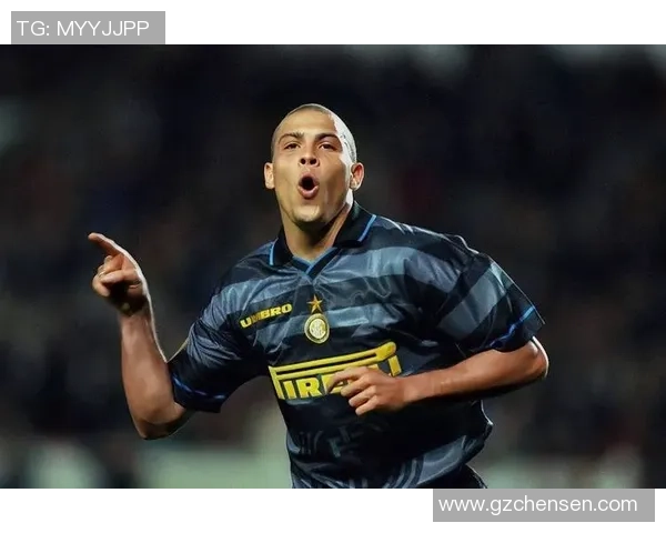 全球足坛十大球星盘点及其精彩表现回顾 全球足坛十大球星盘点及其精彩表现回顾