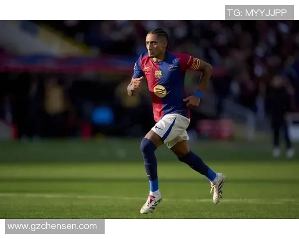 绿茵岁月挥手告别见证传奇球星最后荣耀时刻